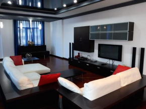BAKU CITY CENTER 3. Bedrooms 3.